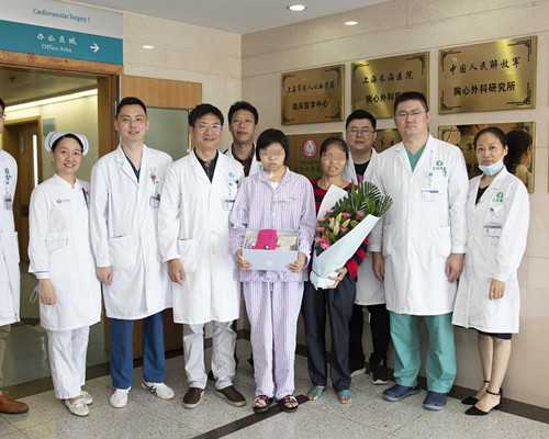 男友助力情侣间和谐婆媳互动